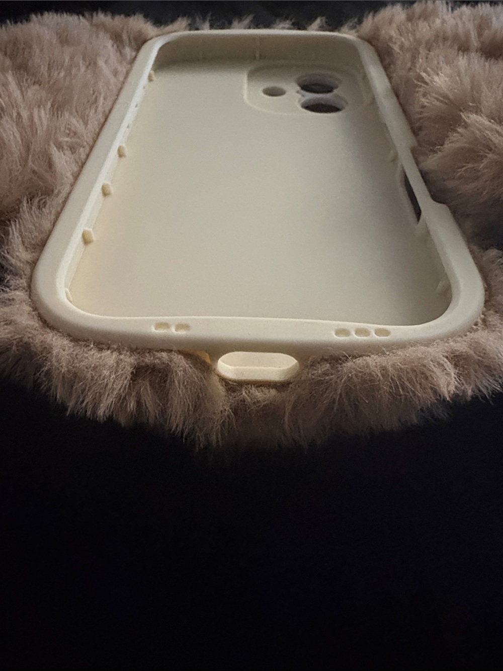 Furry Rabbit iPhone 17 phone case - Picture 8 of 8